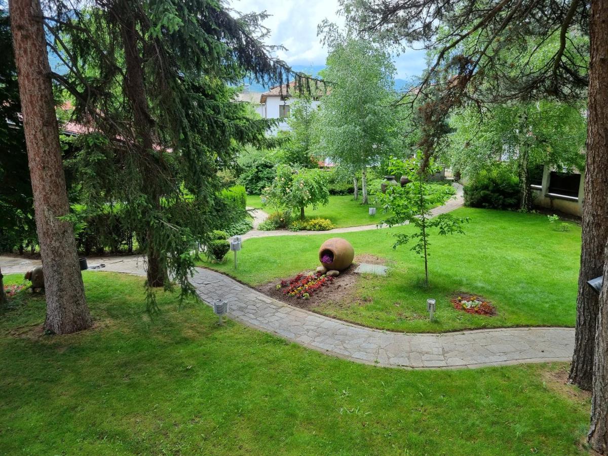 Hotel Pirin Bansko Exterior photo