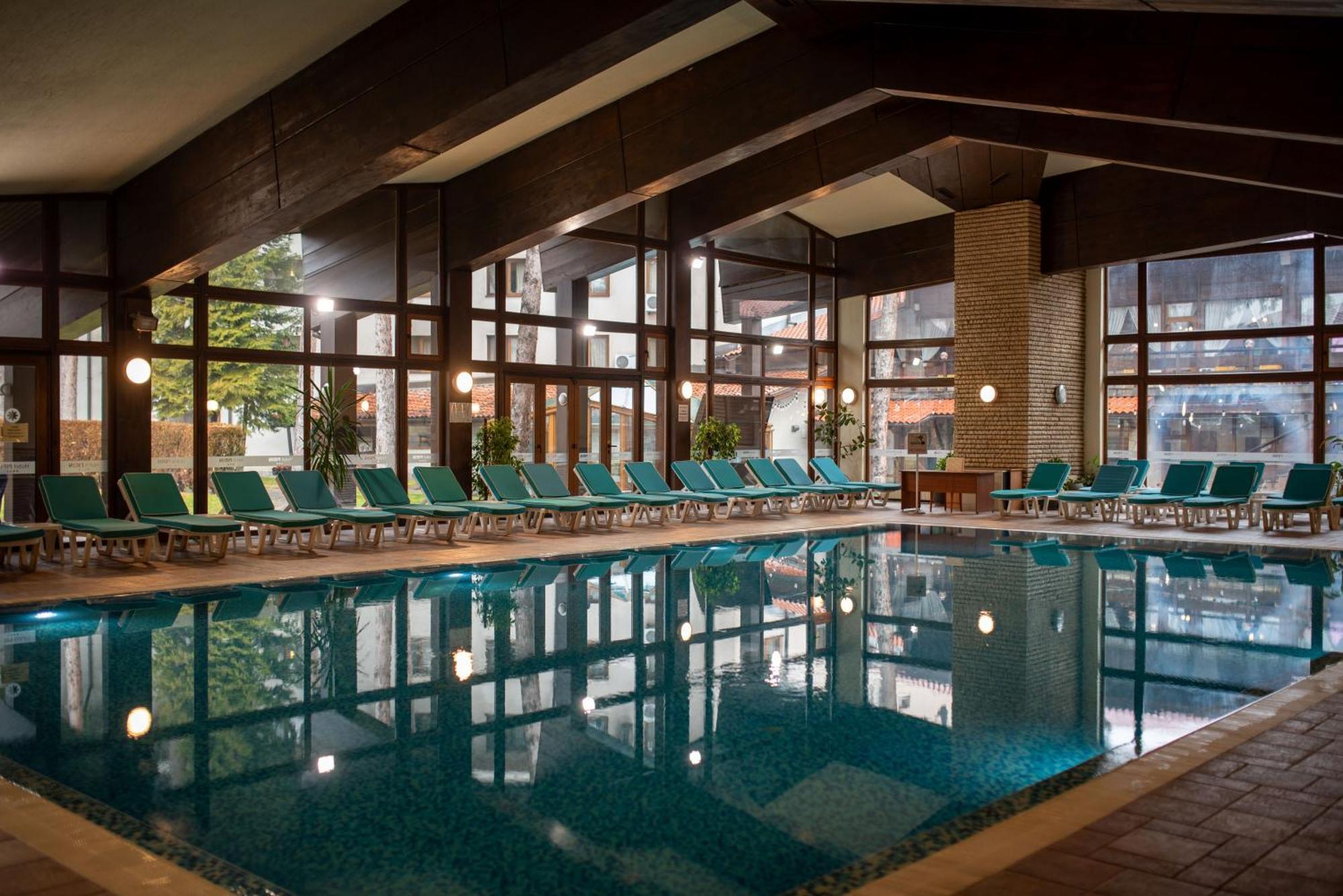 Hotel Pirin Bansko Exterior photo